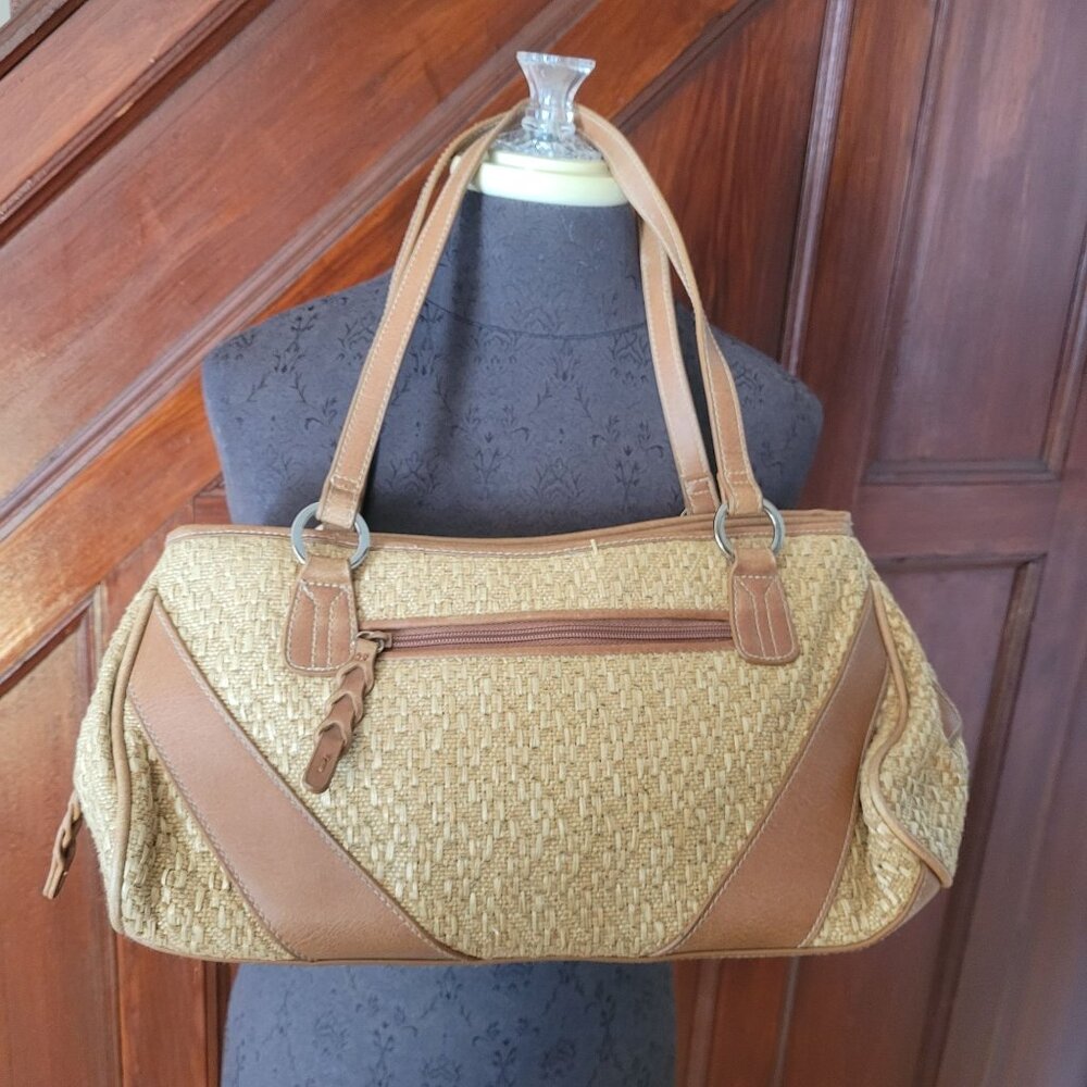 Stone Mountain Tan Woven Straw & Brown Leather Shoulder Bag With Interior Pocket